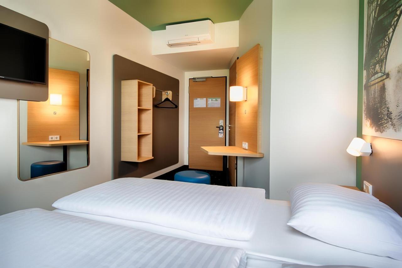 B&B Hotel Wilhelmshaven Exteriör bild